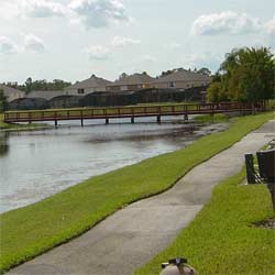 The walking trail that crosses the lake over a beutiful bridge!